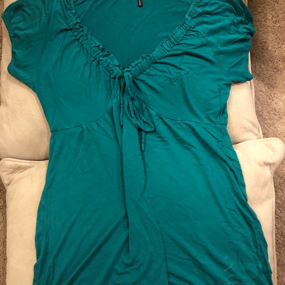 teal top